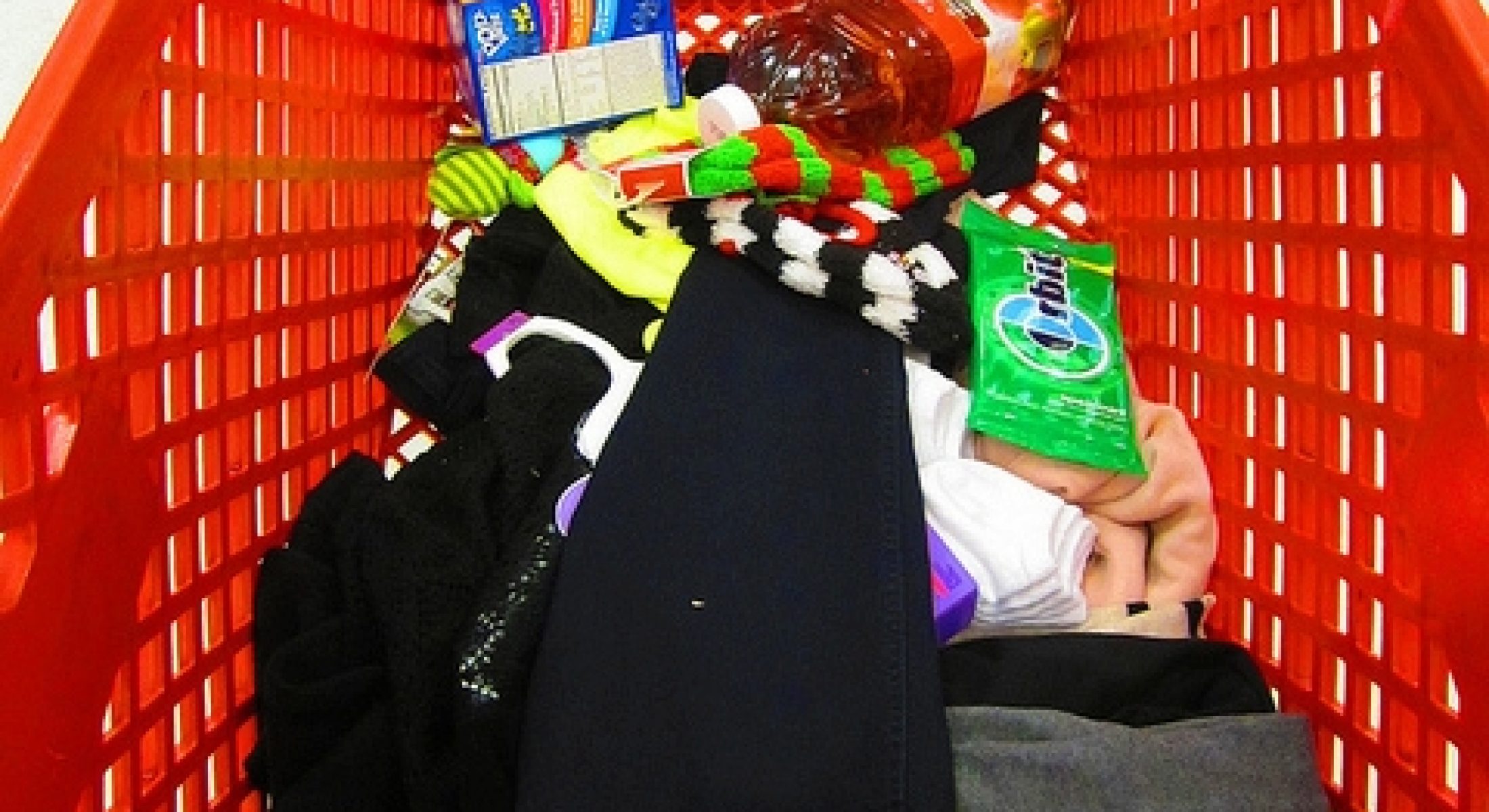 Woman gives birth at Target with help from fellow shopper/delivery ...