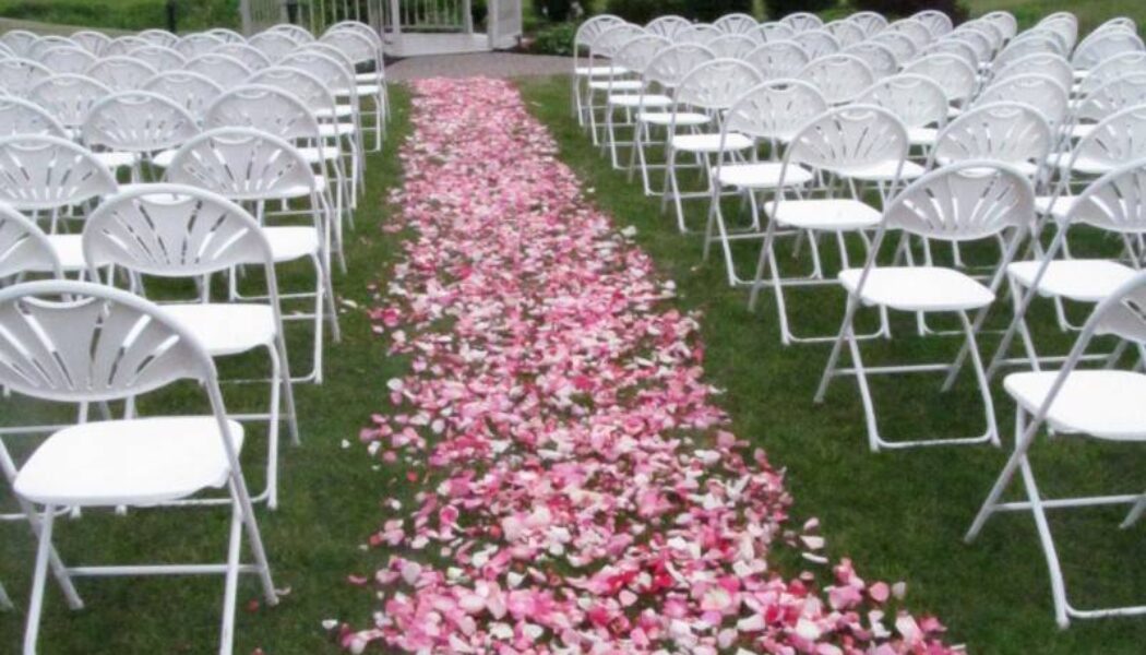 Aisle Inspiration: Beautiful Wedding Aisles