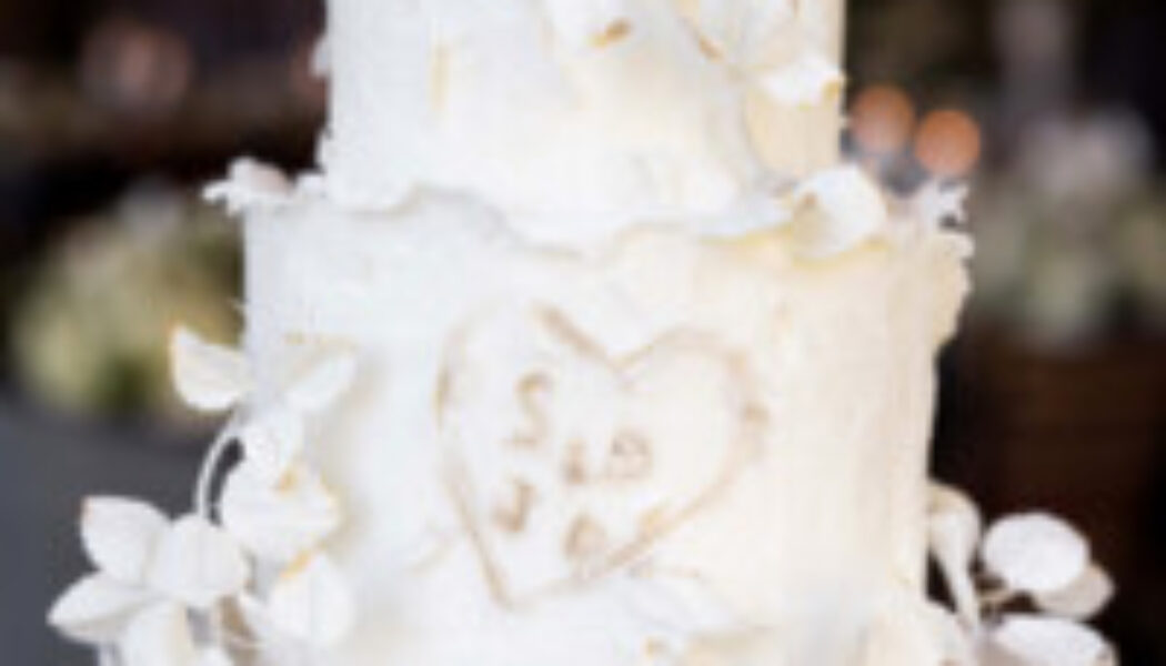 Take These Cakes for Inspiration on How To Incorporate Nature