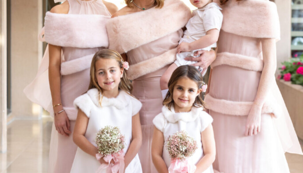 A Bride’s Guide To Preparing For, or Incorporating, Winter in Your Wedding